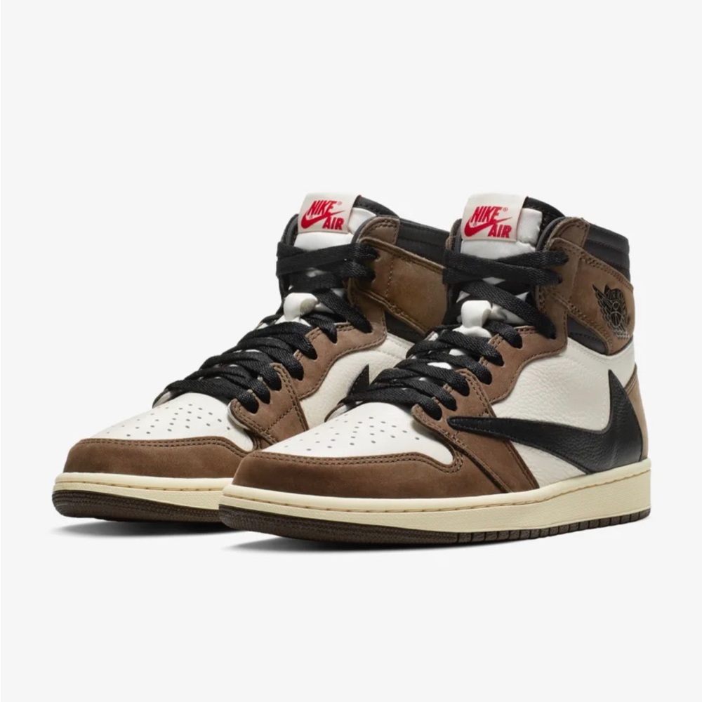 Travis Scott Jordan 1 Retro High (Size 9.5 M)